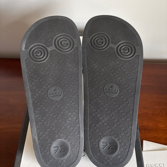 GUCCI Pursuit Slides M6 W8 NEW in Box - Picture 5 of 5